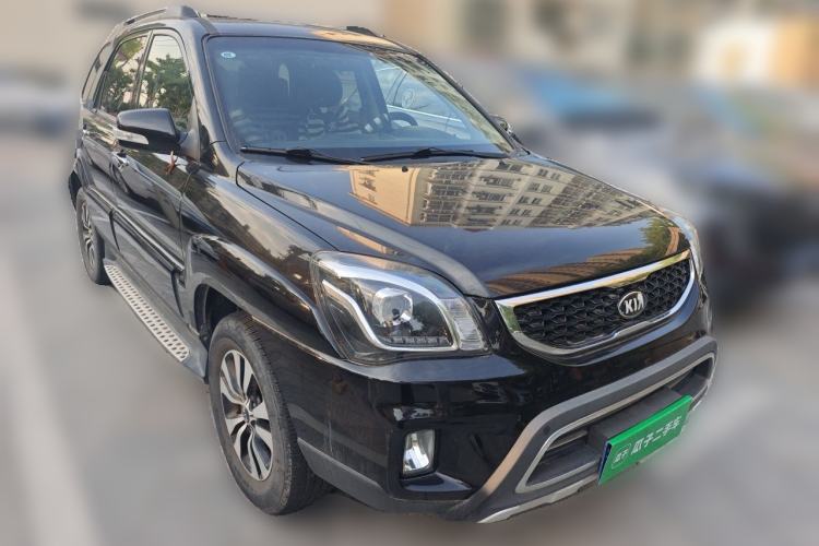 Used Kia Sportage 2013 2.0L Automatic Two-Wheel Drive GLS Trim Front Right 45 Deg