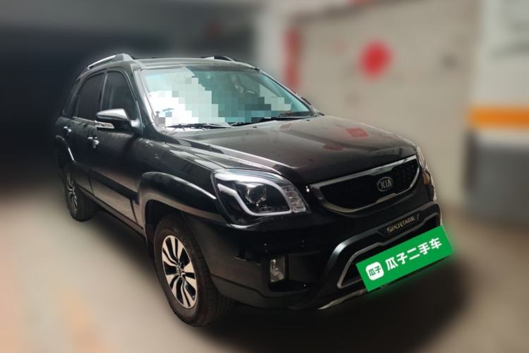 Used Kia Sportage 2013 2.0L Automatic Two-Wheel Drive GLS Trim Front Right 45 Deg