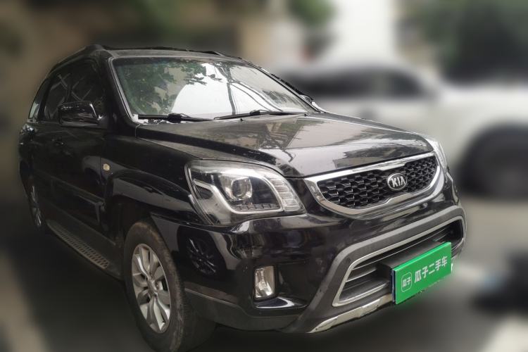 Used Kia Sportage 2013 2.0L Automatic Two-Wheel Drive GL Trim Front Right 45 Deg