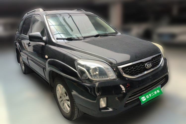 Used Kia Sportage 2013 2.0L Automatic Two-Wheel Drive GL Trim Front Right 45 Deg