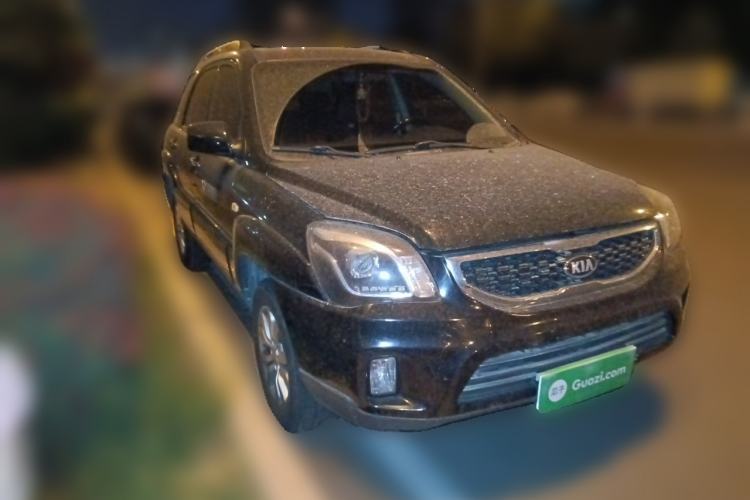 Used Kia Sportage 2013 2.0L Automatic Two-Wheel Drive GL Trim Front Right 45 Deg
