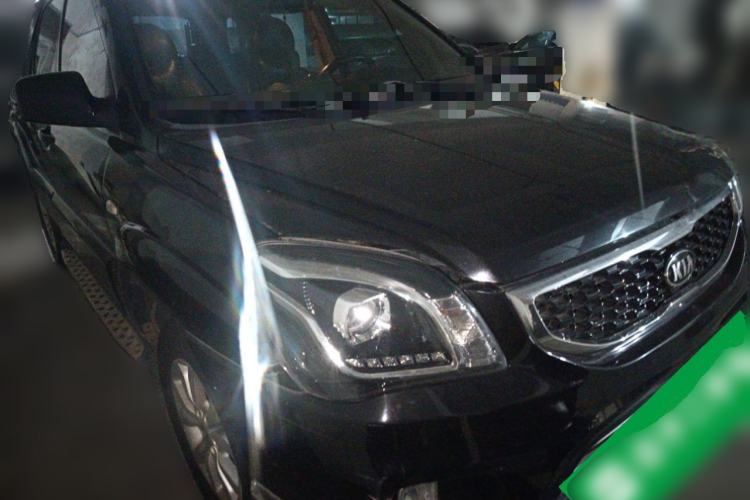 Used Kia Sportage 2013 2.0L Automatic Two-Wheel Drive GL Trim Front Right 45 Deg