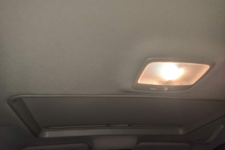 Used Kia Sportage 2013 2.0L Automatic Two-Wheel Drive GL Trim Headliner