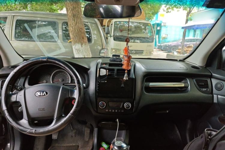 Used Kia Sportage 2013 2.0L Manual Two-Wheel Drive GLS Headliner
