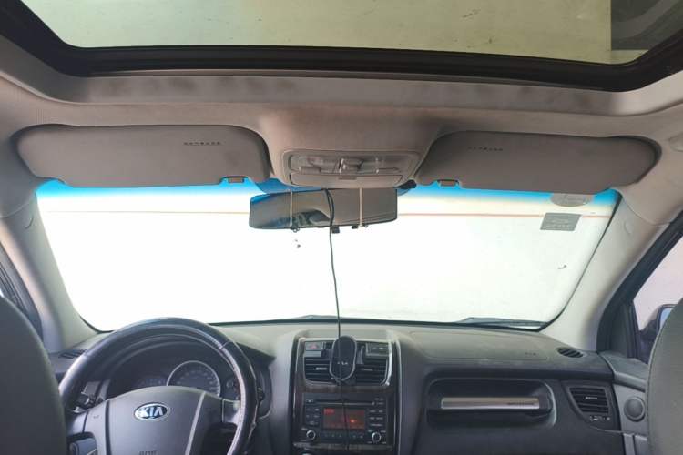Used Kia Sportage 2013 2.0L Manual Two-Wheel Drive GLS Headliner