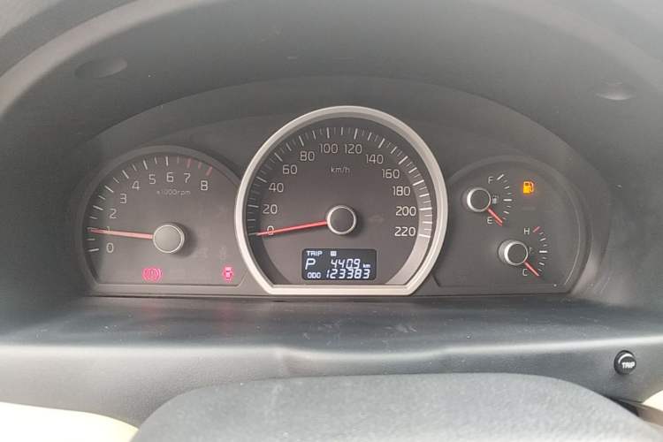 Used Kia Sportage 2013 2.0L Automatic Two-Wheel Drive GL Trim Instrument Cluster