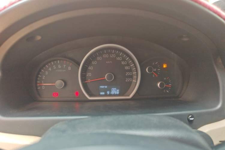 Used Kia Sportage 2013 2.0L Manual Two-Wheel Drive GL Trim Instrument Cluster