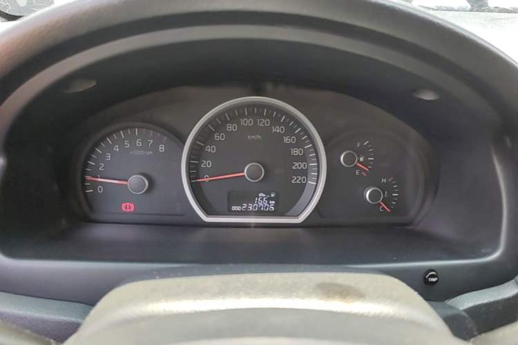 Used Kia Sportage 2013 2.0L Manual Two-Wheel Drive GLS Instrument Cluster