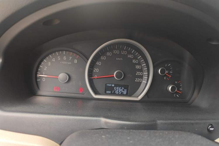 Used Kia Sportage 2013 2.0L Manual Two-Wheel Drive GL Trim Instrument Cluster