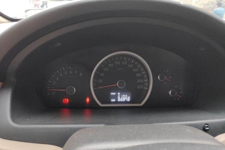 Used Kia Sportage 2013 2.0L Manual Two-Wheel Drive GL Trim Instrument Cluster