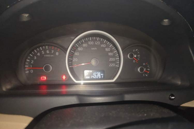 Used Kia Sportage 2013 2.0L Automatic Two-Wheel Drive GL Trim Instrument Cluster