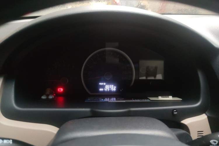 Used Kia Sportage 2013 2.0L Manual Two-Wheel Drive GL Trim Instrument Cluster