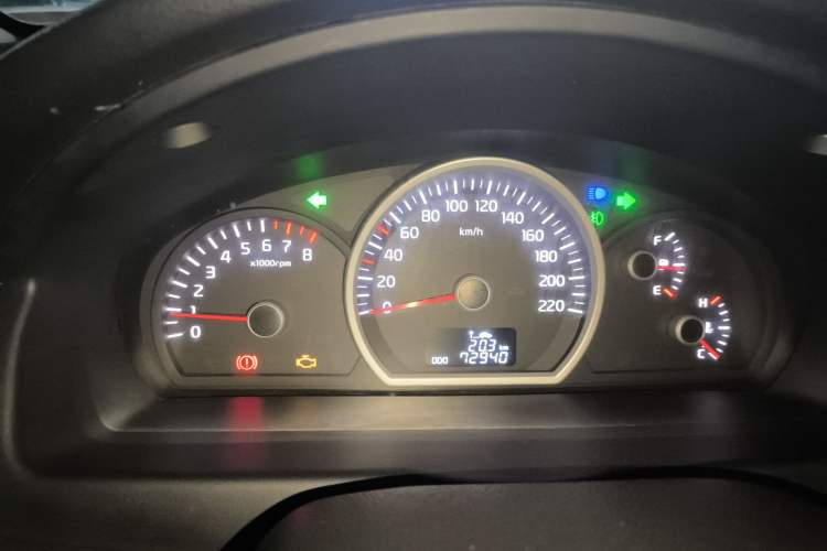 Used Kia Sportage 2013 2.0L Manual Two-Wheel Drive GLS Instrument Cluster