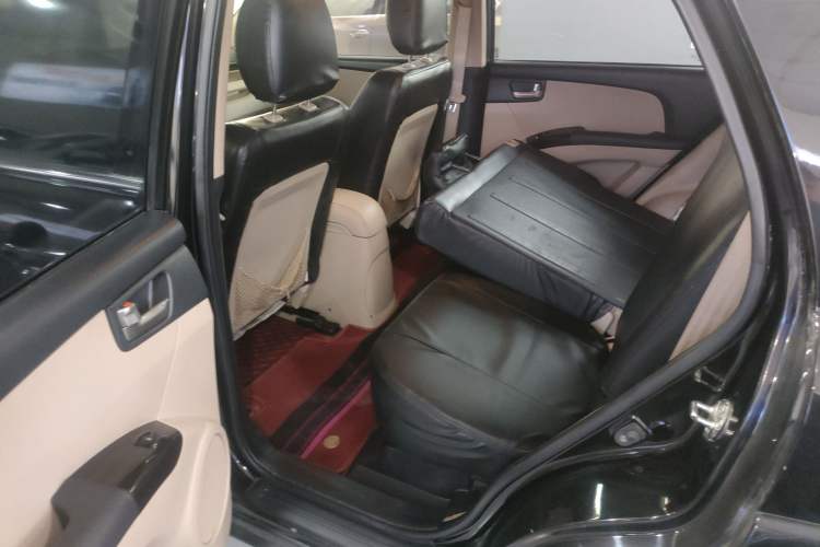 Used Kia Sportage 2013 2.0L Automatic Two-Wheel Drive GL Trim Interior 1
