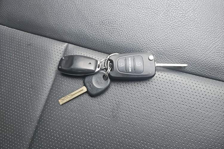 Used Kia Sportage 2013 2.0L Automatic Two-Wheel Drive GLS Trim Interior 1