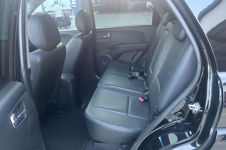 Used Kia Sportage 2013 2.0L Manual Two-Wheel Drive GLS Interior 1