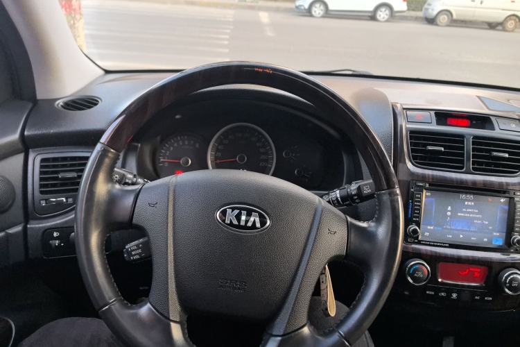 Used Kia Sportage 2013 2.0L Automatic Two-Wheel Drive GLS Trim Interior 2