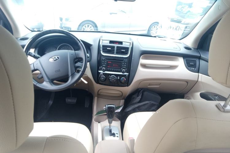 Used Kia Sportage 2013 2.0L Automatic Two-Wheel Drive GL Trim Interior 2