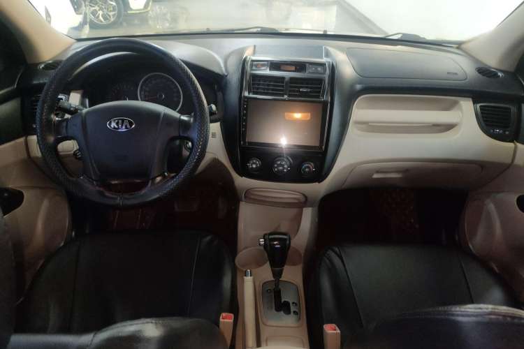 Used Kia Sportage 2013 2.0L Automatic Two-Wheel Drive GL Trim Interior 3