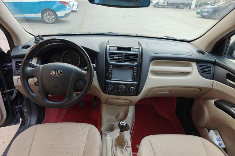 Used Kia Sportage 2013 2.0L Manual Two-Wheel Drive GL Trim Interior 4
