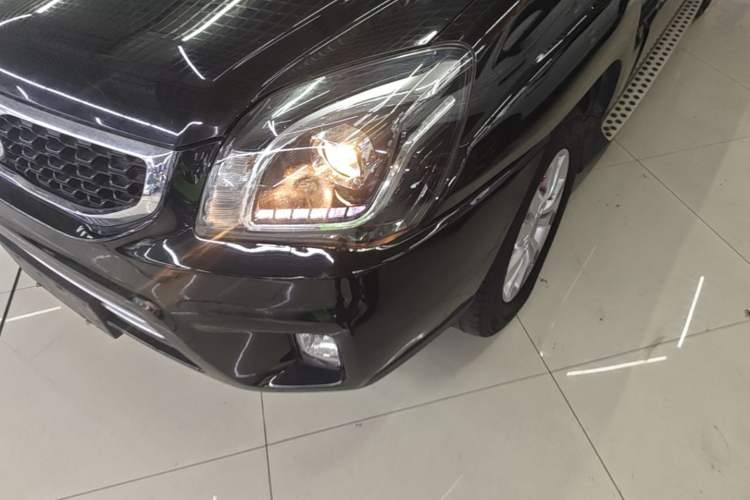 Used Kia Sportage 2013 2.0L Automatic Two-Wheel Drive GL Trim Left Front Headlight