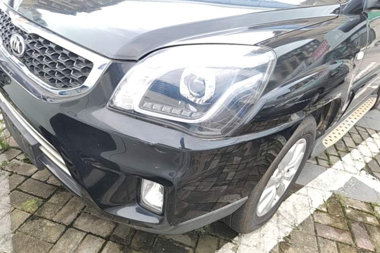 Used Kia Sportage 2013 2.0L Manual Two-Wheel Drive GL Trim Left Front Headlight