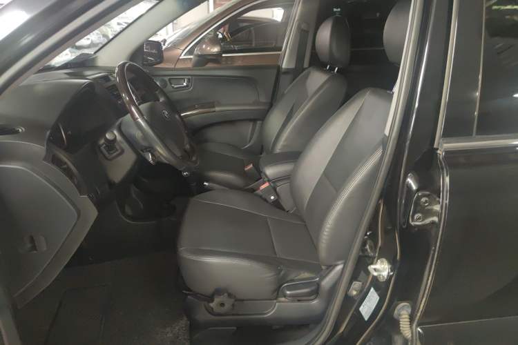 Used Kia Sportage 2013 2.0L Automatic Two-Wheel Drive GLS Trim Left Front Seat