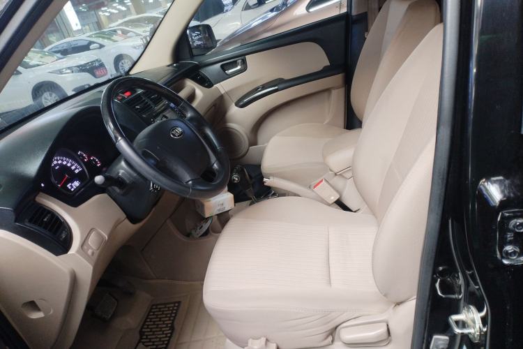 Used Kia Sportage 2013 2.0L Automatic Two-Wheel Drive GL Trim Left Front Seat