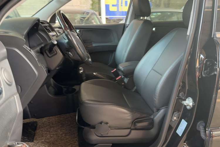 Used Kia Sportage 2013 2.0L Automatic Two-Wheel Drive GLS Trim Left Front Seat