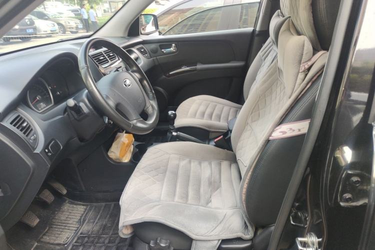 Used Kia Sportage 2013 2.0L Manual Two-Wheel Drive GLS Left Front Seat