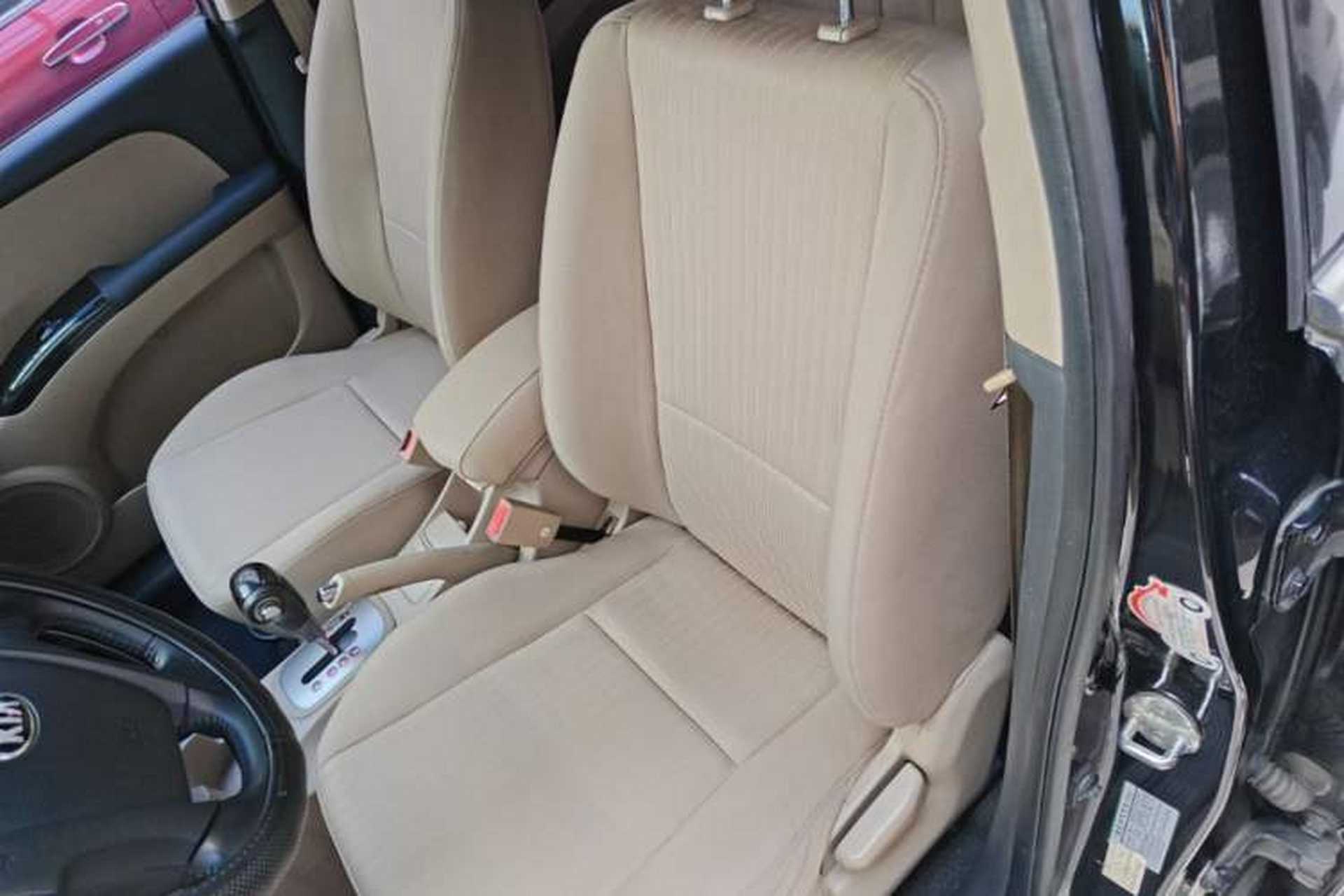 Used Kia Sportage 2013 2.0L Automatic Two-Wheel Drive GL Trim Left Front Seat