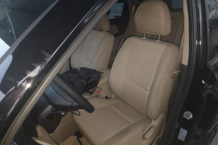 Used Kia Sportage 2013 2.0L Automatic Two-Wheel Drive GL Trim Left Front Seat
