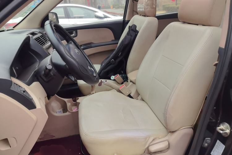 Used Kia Sportage 2013 2.0L Manual Two-Wheel Drive GL Trim Left Front Seat