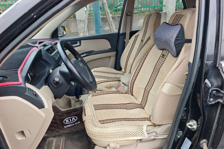 Used Kia Sportage 2013 2.0L Manual Two-Wheel Drive GL Trim Left Front Seat