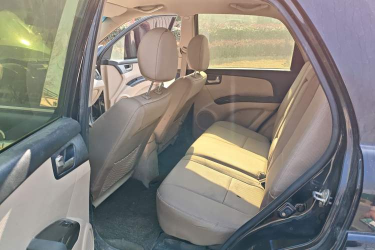 Used Kia Sportage 2013 2.0L Manual Two-Wheel Drive GL Trim Left Rear Seat