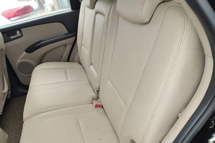 Used Kia Sportage 2013 2.0L Manual Two-Wheel Drive GL Trim Left Rear Seat