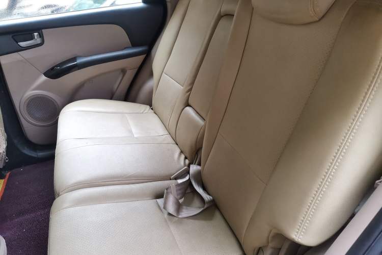 Used Kia Sportage 2013 2.0L Automatic Two-Wheel Drive GL Trim Left Rear Seat