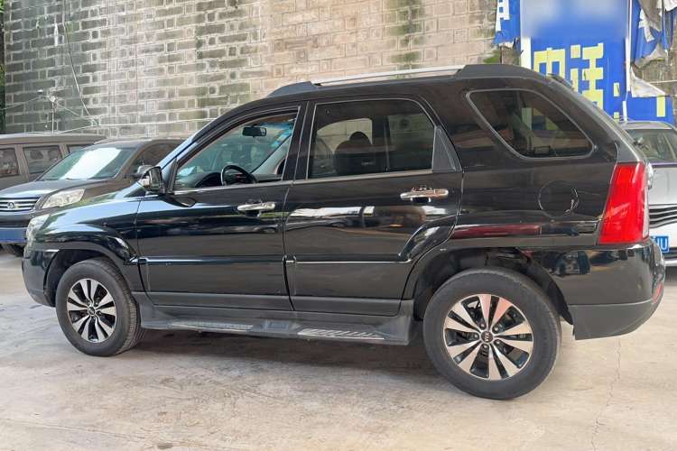 Used Kia Sportage 2013 2.0L Automatic Two-Wheel Drive GLS Trim Left Side