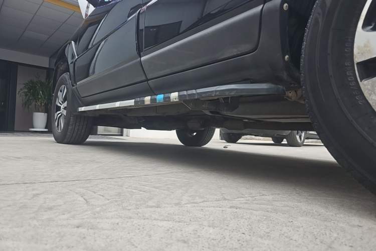 Used Kia Sportage 2013 2.0L Automatic Two-Wheel Drive GLS Trim Left Side Sill
