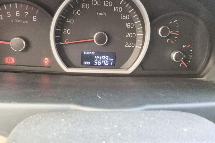 Used Kia Sportage 2013 2.0L Manual Two-Wheel Drive GL Trim Odometer Close Up