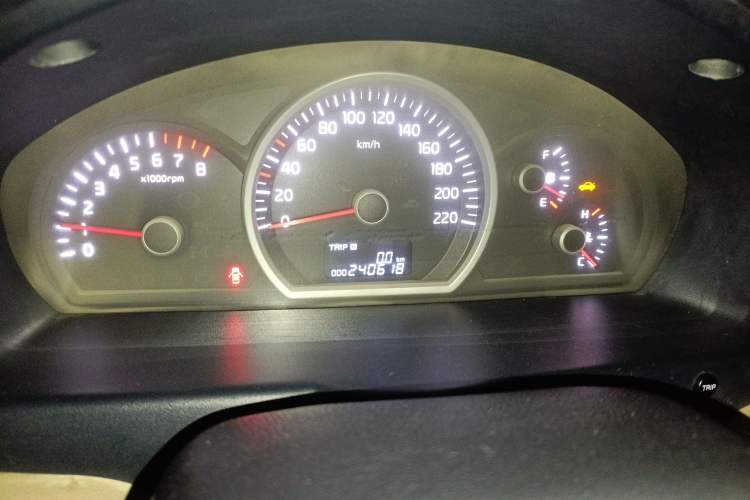 Used Kia Sportage 2013 2.0L Manual Two-Wheel Drive GL Trim Odometer Close Up