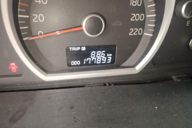 Used Kia Sportage 2013 2.0L Manual Two-Wheel Drive GL Trim Odometer Close Up