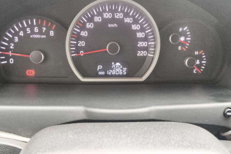 Used Kia Sportage 2013 2.0L Automatic Two-Wheel Drive GLS Trim Odometer Close Up