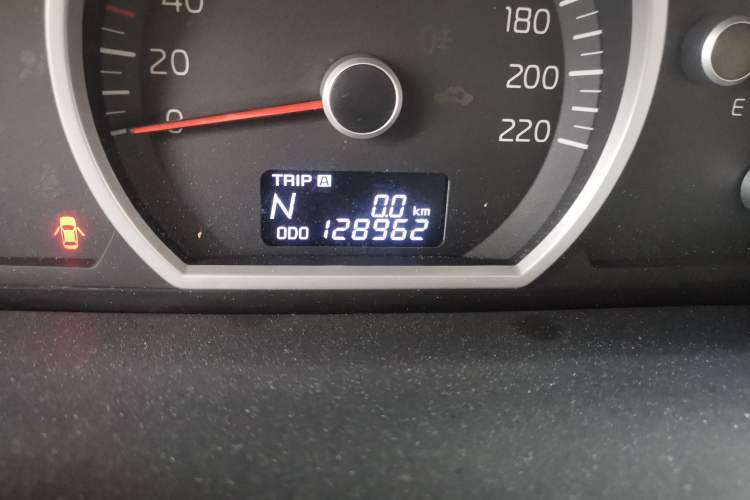 Used Kia Sportage 2013 2.0L Automatic Two-Wheel Drive GL Trim Odometer Close Up