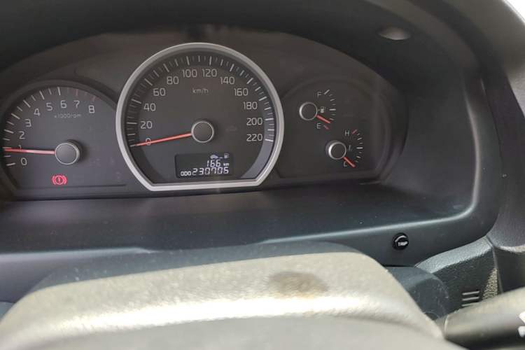 Used Kia Sportage 2013 2.0L Manual Two-Wheel Drive GLS Odometer Close Up