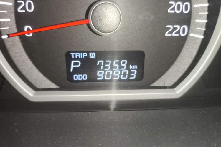 Used Kia Sportage 2013 2.0L Automatic Two-Wheel Drive GL Trim Odometer Close Up