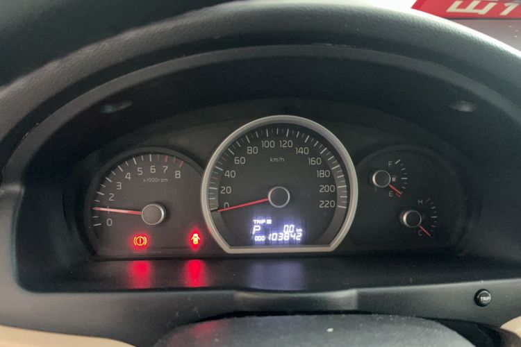 Used Kia Sportage 2013 2.0L Automatic Two-Wheel Drive GL Trim Odometer Close Up