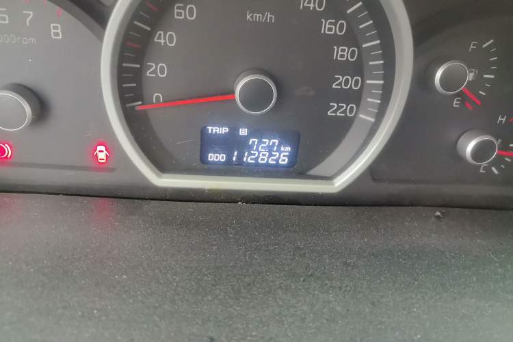 Used Kia Sportage 2013 2.0L Manual Two-Wheel Drive GL Trim Odometer Close Up
