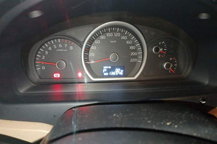 Used Kia Sportage 2013 2.0L Automatic Two-Wheel Drive GL Trim Odometer Close Up