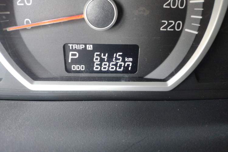 Used Kia Sportage 2013 2.0L Automatic Two-Wheel Drive GL Trim Odometer Close Up